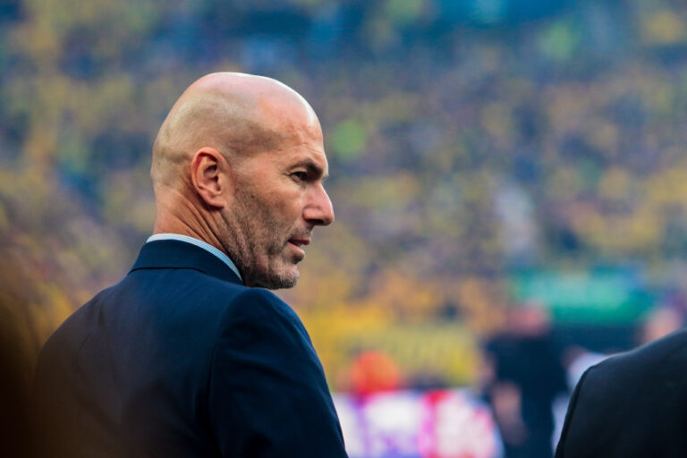 Zinedine Zidane  during  Final - Borussia Dortmund vs Real Madrid, UEFA Champions League football match in London, England, June 01 2024 (Photo by Raffaele Conti/IPA Sport / ipa-a/IPA/Sipa USA)
2024.06.01 London
pilka nozna liga mistrzow
Borussia Dortmund - Real Madryt
Foto IPA/SIPA USA/PressFocus

!!! POLAND ONLY !!!