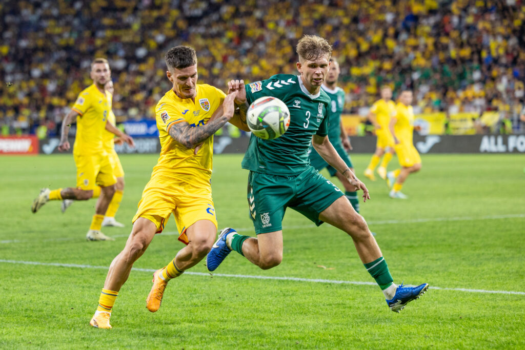 Dennis Man of Romania fighting for the ball with Artemijus Tutyskinas of Lithuania during the UEFA Nations League, Group stage, League C, Group C2, football match between Romania and Lithuania on 9 September 2024 at Stadionul Steaua in Bucharest, Romania (Photo by /Sipa USA)
2024.09.09 Bukareszt
Pilka Nozna , UEFA Liga Narodow
Rumunia - Litwa
Foto Mihnea Tatu/DPPI/IPA Sport 2/ipa-agency.net/SIPA USA/PressFocus

!!! POLAND ONLY !!!