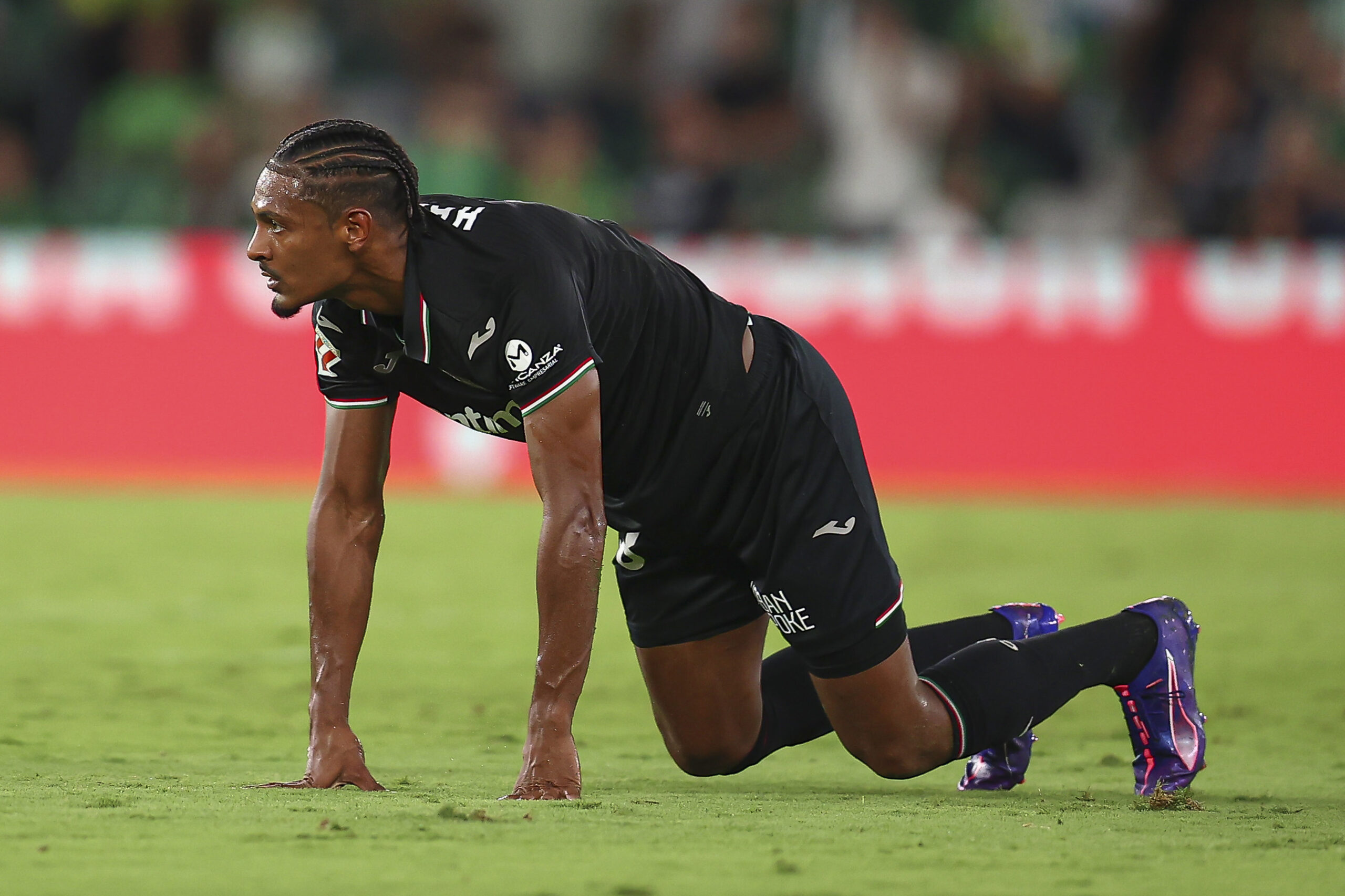 Sebastien Haller of CD Leganes  during the La Liga EA Sports match between Real Betis and CD Leganes played at Benito Villamarin Stadium on September 13, 2024 in Sevilla, Spain. (Photo by Antonio Pozo / PRESSINPHOTO)
2024.09.13 Sewilla
pilka nozna liga hiszpanska 
Betis Sewilla - CD Leganes
Foto Antonio Pozo/PRESSINPHOTO/SIPA USA/PressFocus

!!! POLAND ONLY !!!