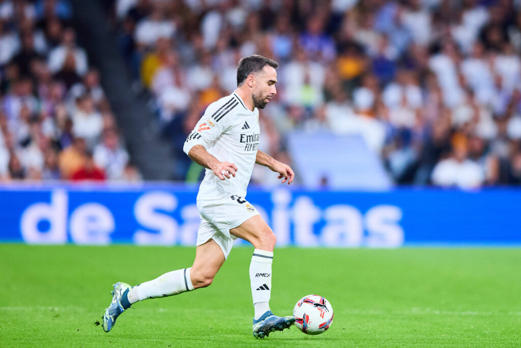 Daniel Carvajal of Real Madrid CF passes the ball during the LaLiga EA Sports match between Real Madrid and Villarreal CF at Santiago Bernabeu stadium on October 5, 2024 in Madrid, Spain. (Photo by: LGM / Panoramic) - photo :   / LGM / Panoramic / SIPA /298166_0088//Credit:Panoramic/SIPA/2410052244
2024.10.05 Madryt
pilka nozna liga hiszpanska
Real Madryt - Villarreal CF
Foto Panoramic/SIPA/PressFocus

!!! POLAND ONLY !!!