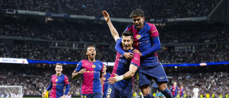 Robert Lewandowski of FC Barcelona celebrates a goal with Lamine Yamal during the Spanish championship La Liga football match between Real Madrid CF and FC Barcelona on 26 October 2024 at Santiago Bernabeu stadium in Madrid, Spain (Photo by /Sipa USA)
2024.10.26 Madryt
pilka nozna liga hiszpanska
Real Madryt - FC Barcelona
Foto IPA/SIPA USA/PressFocus

!!! POLAND ONLY !!!