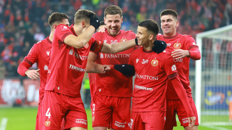 2024.11.09 Lodz
pilka nozna PKO Ekstraklasa sezon 2024/2025 
Widzew Lodz - Zaglebie lubin
N/z Mateusz Zyro Jakub Sypek gol radosc Imad Rondic
Foto Artur Kraszewski / PressFocus 

2024.11.09  Lodz 
Football - Polish PKO Ekstraklasa season 2024/2025 
Widzew Lodz - Zaglebie Lubin
JMateusz Zyro akub Sypek Imad Rondic
Credit: Artur Kraszewski / PressFocus