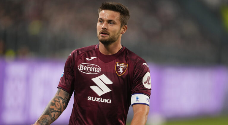 TorinoÕs Karol Linetty  during the Serie A soccer match between Juventus and Torino FC at the Juventus Stadium in Turin, north west Italy - November 09, 2024. Sport - Soccer EXCLUSIVE TORINO FC (Photo by Fabio Ferrari/LaPresse) (Photo by Fabio Ferrari/LaPresse/Sipa USA)
2024.11.09 Turyn
pilka nozna liga wloska
Juventus Turyn - Torino FC
Foto Fabio Ferrari/LaPresse/SIPA USA/PressFocus

!!! POLAND ONLY !!!