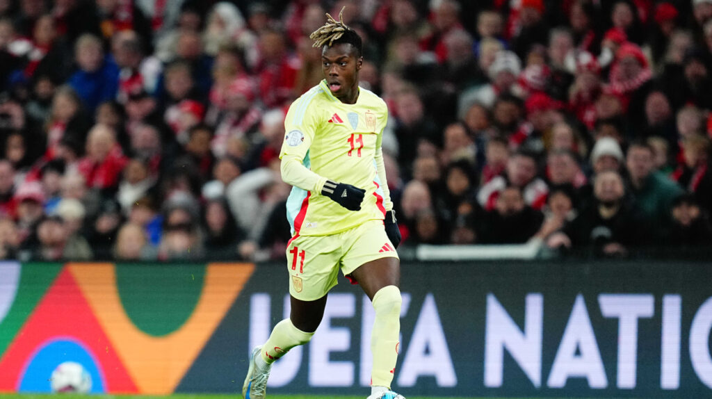 November 15 2024: Nico Williams of Spain  controls the ball during a UEFA Nations League game, Denmark vs Spain, at Parken, Copenhagen, Denmark. Ulrik Pedersen/CSM/Sipa USA (Credit Image: © Ulrik Pedersen/Cal Sport Media/Sipa USA)
2024.11.15 Kopenhaga
pilka nozna liga narodow
Dania - Hiszpania
Foto Ulrik Pedersen/Cal Sport Media/SIPA USA/PressFocus

!!! POLAND ONLY !!!