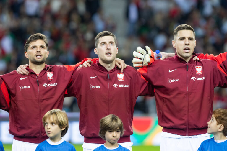 2024.11.15 Porto
pilka nozna UEFA Liga Narodow
Portugalia - Polska
N/z Bartosz Bereszynski, Taras Romanczuk, Jan Bednarek
Foto Marcin Karczewski / PressFocus

2024.11.15 Porto
Football - UEFA Nations League
Portugal - Poland
Bartosz Bereszynski, Taras Romanczuk, Jan Bednarek
Credit: Marcin Karczewski / PressFocus