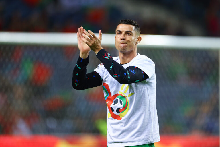 2024.11.15 Porto
pilka nozna UEFA Liga Narodow
Portugalia - Polska
N/z Cristiano Ronaldo
Foto Pawel Andrachiewicz / PressFocus

2024.11.15 Warsaw
Football - UEFA Nations League
Portugal - Poland
Cristiano Ronaldo
Credit: Pawel Andrachiewicz / PressFocus