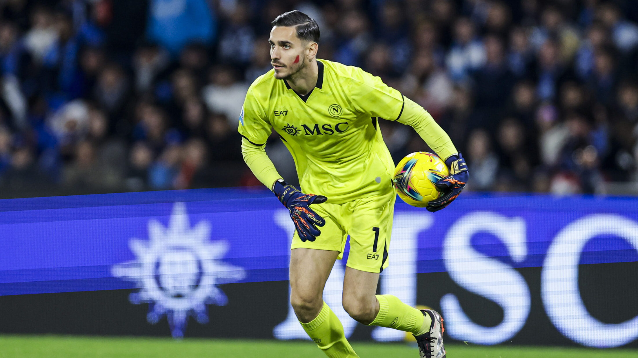 Napoli&#039;s Italian goalkeeper Alex Meret controls the ball during the Serie A football match between SSC Napoli and AS Roma at the Diego Armando Maradona Stadium in Naples, November 24, 2024. (Photo by Antonio Balasco/IPA Sport / ipa-/IPA/Sipa USA)
2024.11.24 Naples
pilka nozna liga wloska
SSC Napoli vs AS Roma
Foto IPA/SIPA USA/PressFocus

!!! POLAND ONLY !!!