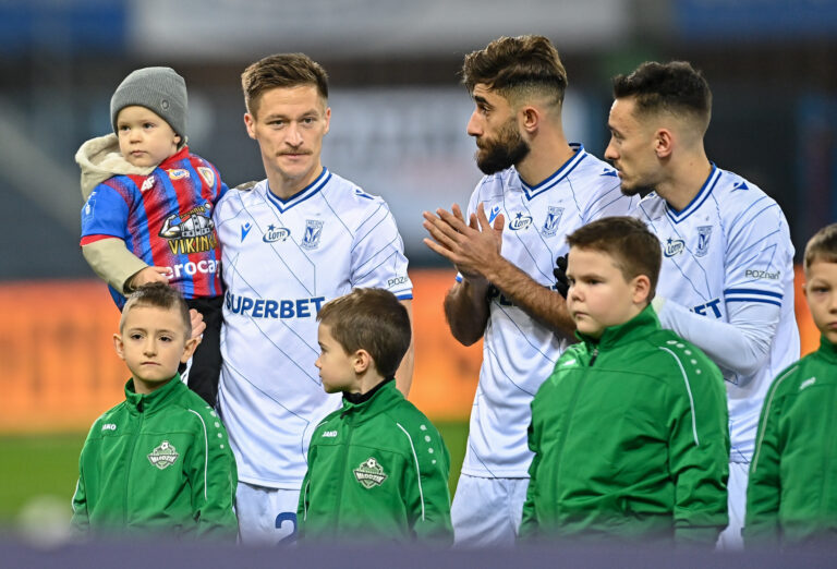 2024.11.29 Gliwice
Pilka nozna PKO Ekstraklasa sezon 2024/2025
Piast Gliwice - Lech Poznan
N/z Radoslaw Murawski
Foto Lukasz Sobala / PressFocus

2024.11.29 Gliwice
Football Polish League PKO Ekstraklasa season 2024/2025
Piast Gliwice - Lech Poznan
Radoslaw Murawski
Credit: Lukasz Sobala / PressFocus