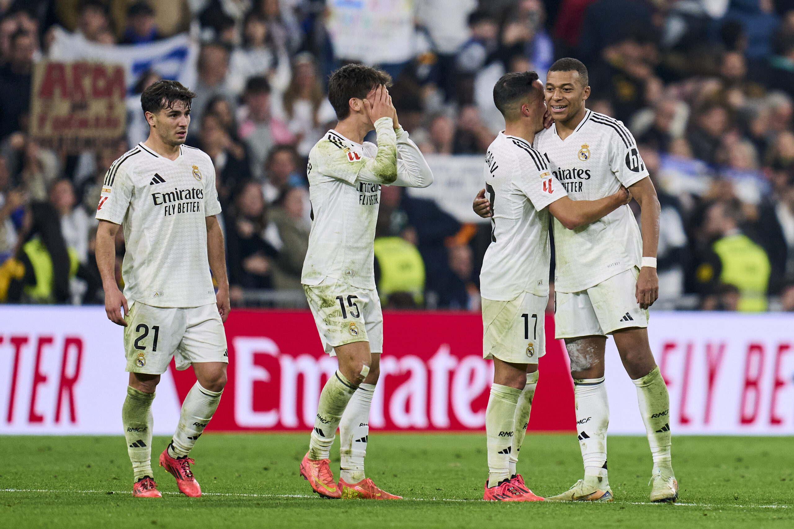 Kylian Mbappe, Brahim Diaz, Arda Guler and Lucas Vazquez of Real Madrid CF during the La Liga EA Sports match between Real Madrid CF and Getafe CF played at Santiago Bernabeu Stadium on December 01, 2024 in Madrid, Spain. (Photo by Cesar Cebolla / PRESSINPHOTO)
2024.12.01 Madryt
pilka nozna liga hiszpanska
Real Madryt - Getafe CF
Foto Cesar Cebolla/PRESSINPHOTO/SIPA USA/PressFocus

!!! POLAND ONLY !!!