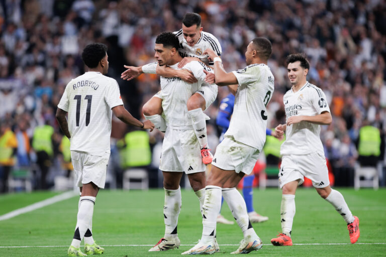 Players of Real Madrid celebrate a goal during the La Liga 2024/25 match between Real Madrid and Getafe at Santiago Bernabeu Stadium. Final score; Real Madrid 2:0 Getafe (Photo by Guillermo Martinez / SOPA Images/Sipa USA)
2024.12.01 Madryt
pilka nozna liga hiszpanska
Real Madryt - Getafe CF
Foto Guillermo Martinez/SOPA Images/SIPA USA/PressFocus

!!! POLAND ONLY !!!