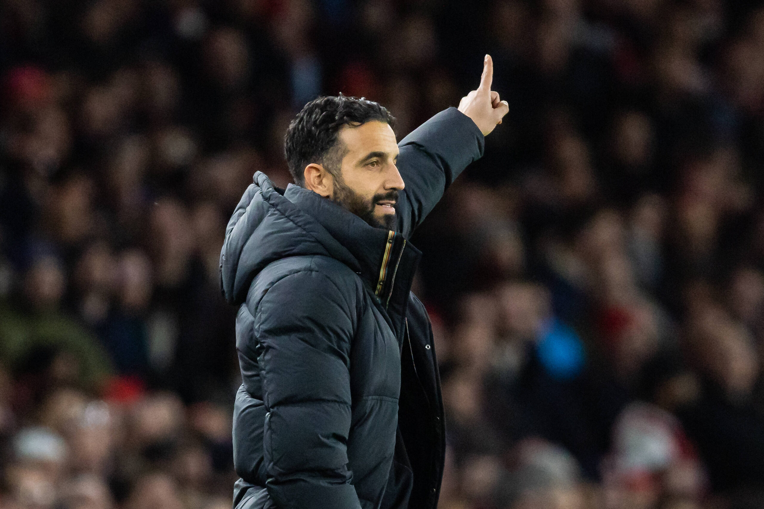 Football - 2024 / 2025 Premier League - Arsenal vs Manchester United, ManU - Emirates Stadium - Wednesday 4th December 2024 Ruben Amorim, manager of Manchester United, points in the direction he woud like his team to go at the Emirates Stadium COLORSPORT/DANIEL BEARHAM PUBLICATIONxNOTxINxUK csp_ars_manu db_04122024_
2024.12.04 Londyn
pilka nozna liga angielska
Arsenal Londyn - Manchester United
Foto IMAGO/PressFocus

!!! POLAND ONLY !!!