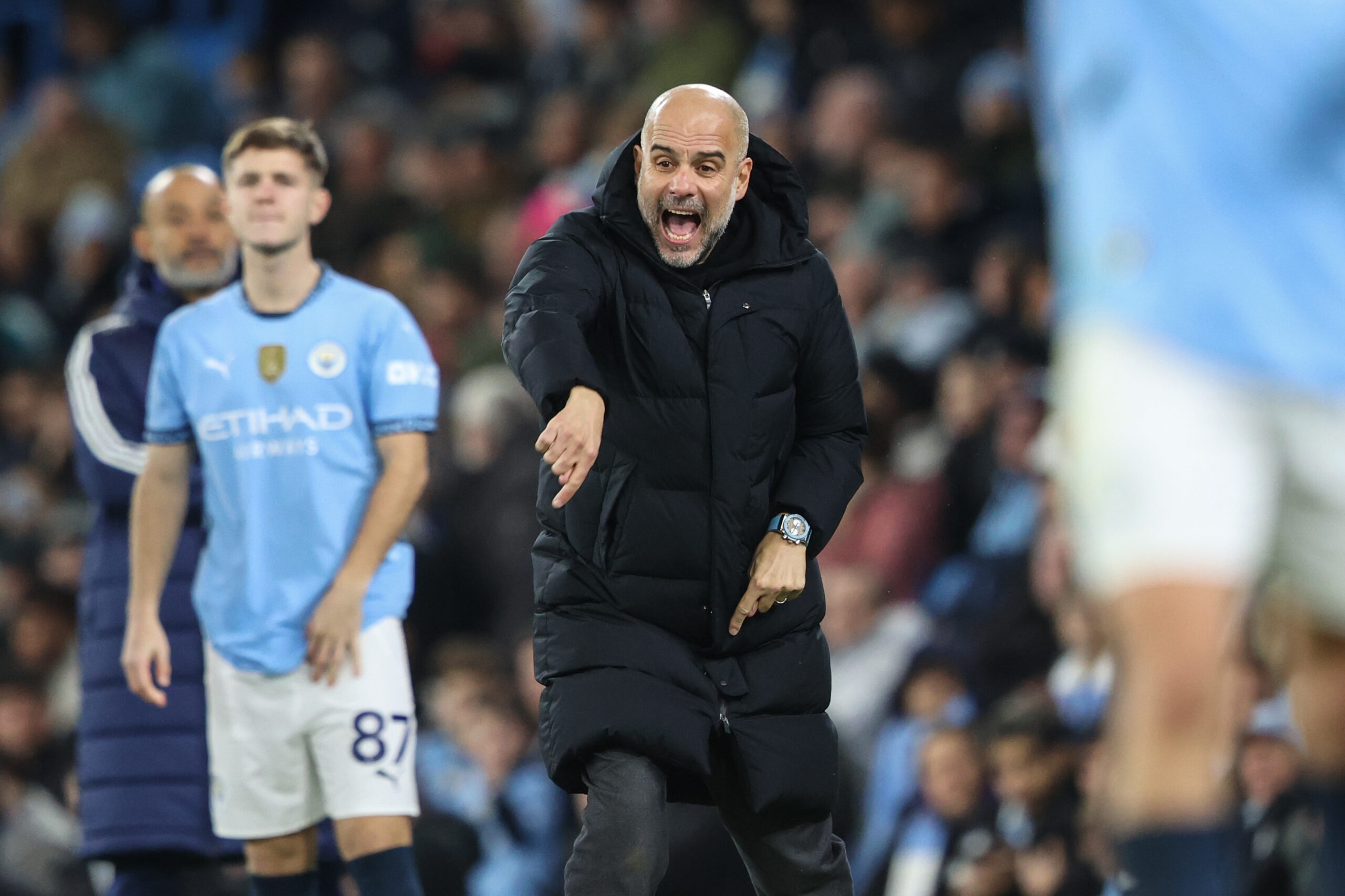 Pep Guardiola manager of Manchester City gives his team instructions during the Premier League match Manchester City vs Nottingham Forest at Etihad Stadium, Manchester, United Kingdom, 4th December 2024

(Photo by Alfie Cosgrove/News Images) in Manchester, United Kingdom on 12/4/2024. (Photo by Alfie Cosgrove/News Images/Sipa USA)
2024.12.04 Manchester
pilka nozna liga angielska
Manchester City - Nottingham Forest
Foto Alfie Cosgrove/News Images/SIPA USA/PressFocus

!!! POLAND ONLY !!!