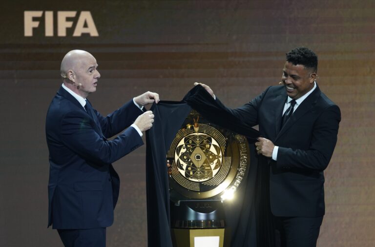 (241206) -- MIAMI, Dec. 6, 2024 (Xinhua) -- FIFA President Gianni Infantino (L) and former Brazilian football player Ronaldo attend the draw ceremony for the FIFA Club World Cup 2025 in Miami, the United States, on Dec. 5, 2024. (Xinhua/Wu Xiaoling)

2024.12.05 Miami
pilka nozna Klubow Mistrzostwa Swiata 2025
Losowanie
Foto Wu Xiaoling/Xinhua/PressFocus

!!! POLAND ONLY !!!