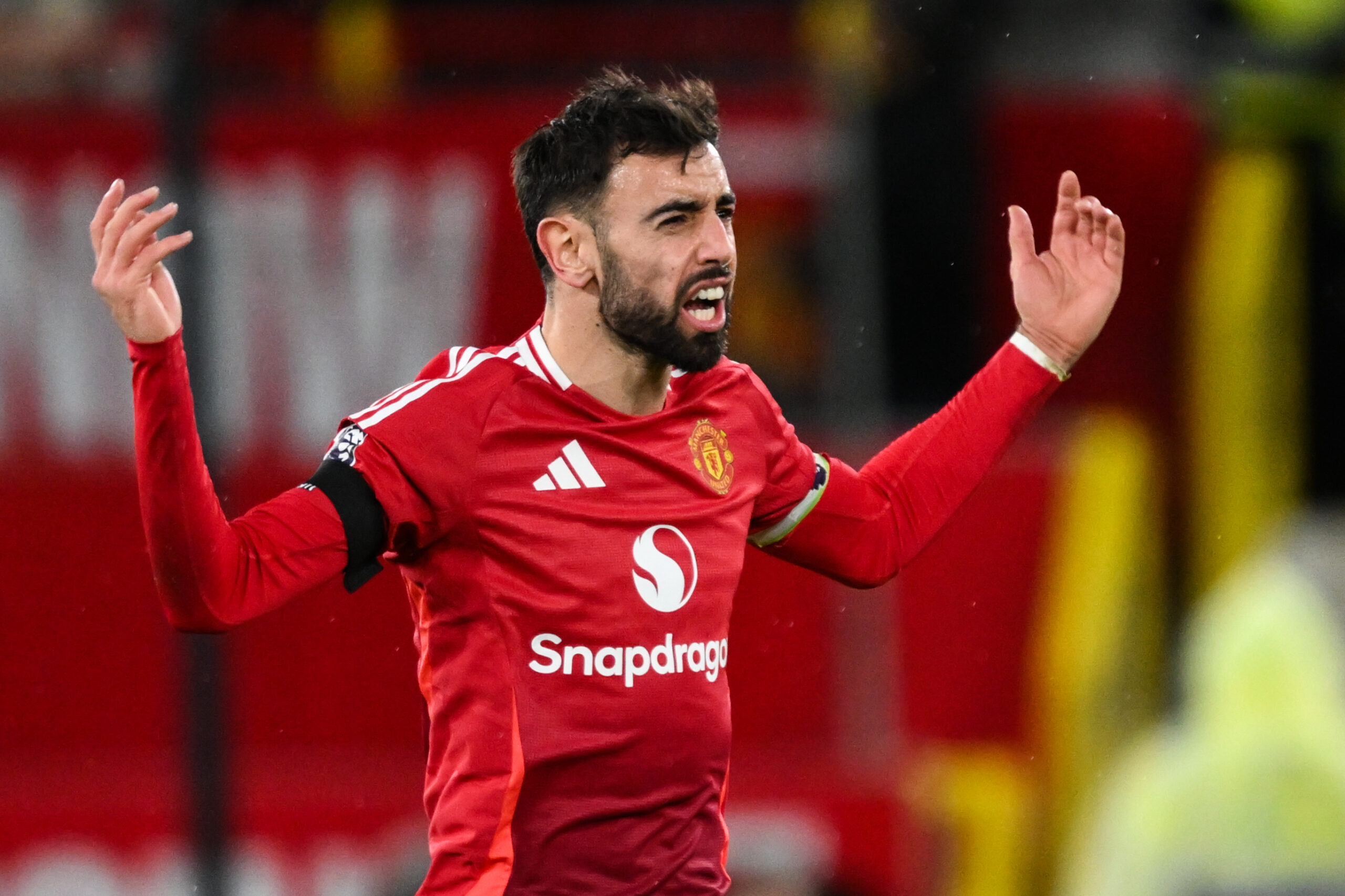 Bruno Fernandes of Manchester United celebrates his goal to make it 2-3 during the Premier League match Manchester United vs Nottingham Forest at Old Trafford, Manchester, United Kingdom, 7th December 2024

(Photo by Craig Thomas/News Images) in Manchester, United Kingdom on 12/7/2024. (Photo by Craig Thomas/News Images/Sipa USA)
2024.12.07 Manchester
pilka nozna liga angielska
Manchester United - Nottingham Forest
Foto News Images/SIPA USA/PressFocus

!!! POLAND ONLY !!!