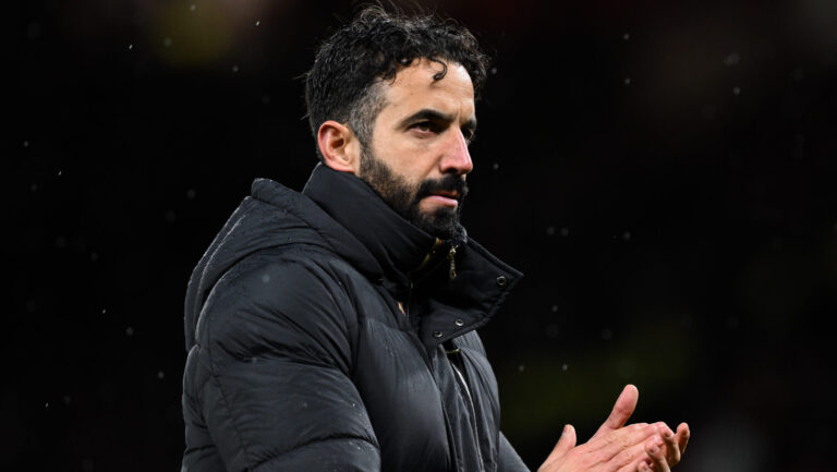 Ruben Amorim Manager of Manchester United applauds the home fans after the Premier League match Manchester United vs Nottingham Forest at Old Trafford, Manchester, United Kingdom, 7th December 2024

(Photo by Craig Thomas/News Images) in Manchester, United Kingdom on 12/7/2024. (Photo by Craig Thomas/News Images/Sipa USA)
2024.12.07 Manchester
pilka nozna liga angielska
Manchester United - Nottingham Forest
Foto News Images/SIPA USA/PressFocus

!!! POLAND ONLY !!!