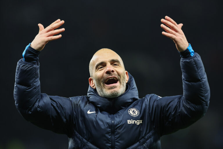 Enzo Maresca Manager of Chelsea celebrates his sides victory in the Premier League match Tottenham Hotspur vs Chelsea at Tottenham Hotspur Stadium, London, United Kingdom, 8th December 2024

(Photo by Mark Cosgrove/News Images) in ,  on 12/8/2024. (Photo by Mark Cosgrove/News Images/Sipa USA)
2024.12.08 Londyn
pilka nozna liga angielska
Tottenham Hotspur - Chelsea Londyn
Foto Mark Cosgrove/News Images/SIPA USA/PressFocus

!!! POLAND ONLY !!!