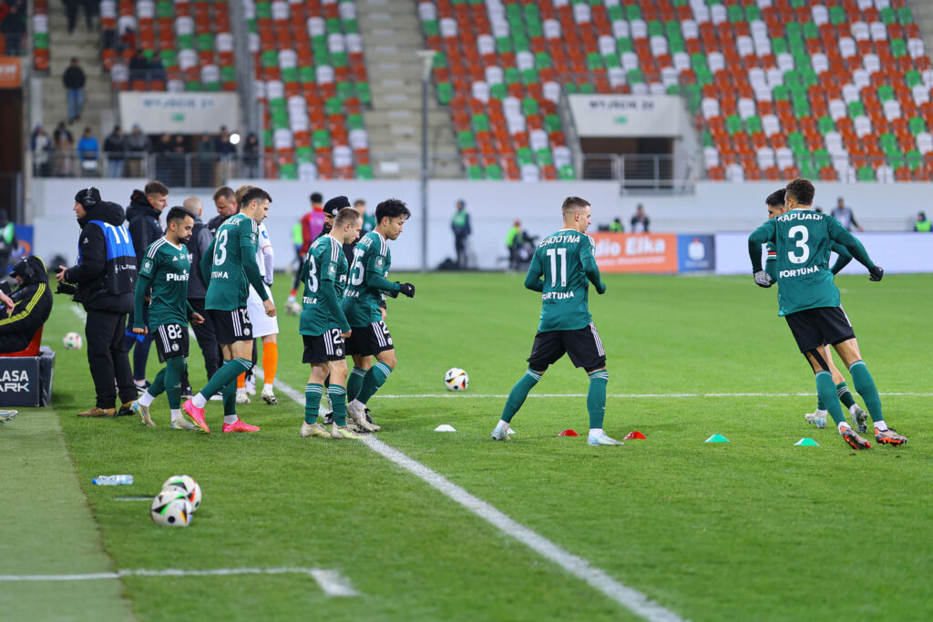 2024.12.08 Lubin
pilka nozna PKO Ekstraklasa sezon 2024/2025
KGHM Zaglebie Lubin - Legia Warszawa
N/z tozgrzewka
Foto Pawel Andrachiewicz / PressFocus

2024.12.08 Lubin
Football - Polish PKO Ekstraklasa season 2024/2025
KGHM Zaglebie Lubin - Legia Warszawa
tozgrzewka
Credit: Pawel Andrachiewicz / PressFocus