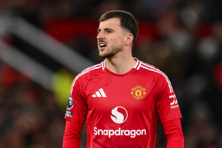 Mason Mount of Manchester United during the Premier League match Manchester United vs Nottingham Forest at Old Trafford, Manchester, United Kingdom, 7th December 2024

(Photo by Craig Thomas/News Images) in ,  on 12/8/2024. (Photo by Craig Thomas/News Images/Sipa USA)
2024.12.08 
pilka nozna liga angielska
Manchester United - Nottingham Forest
Foto News Images/SIPA USA/PressFocus

!!! POLAND ONLY !!!