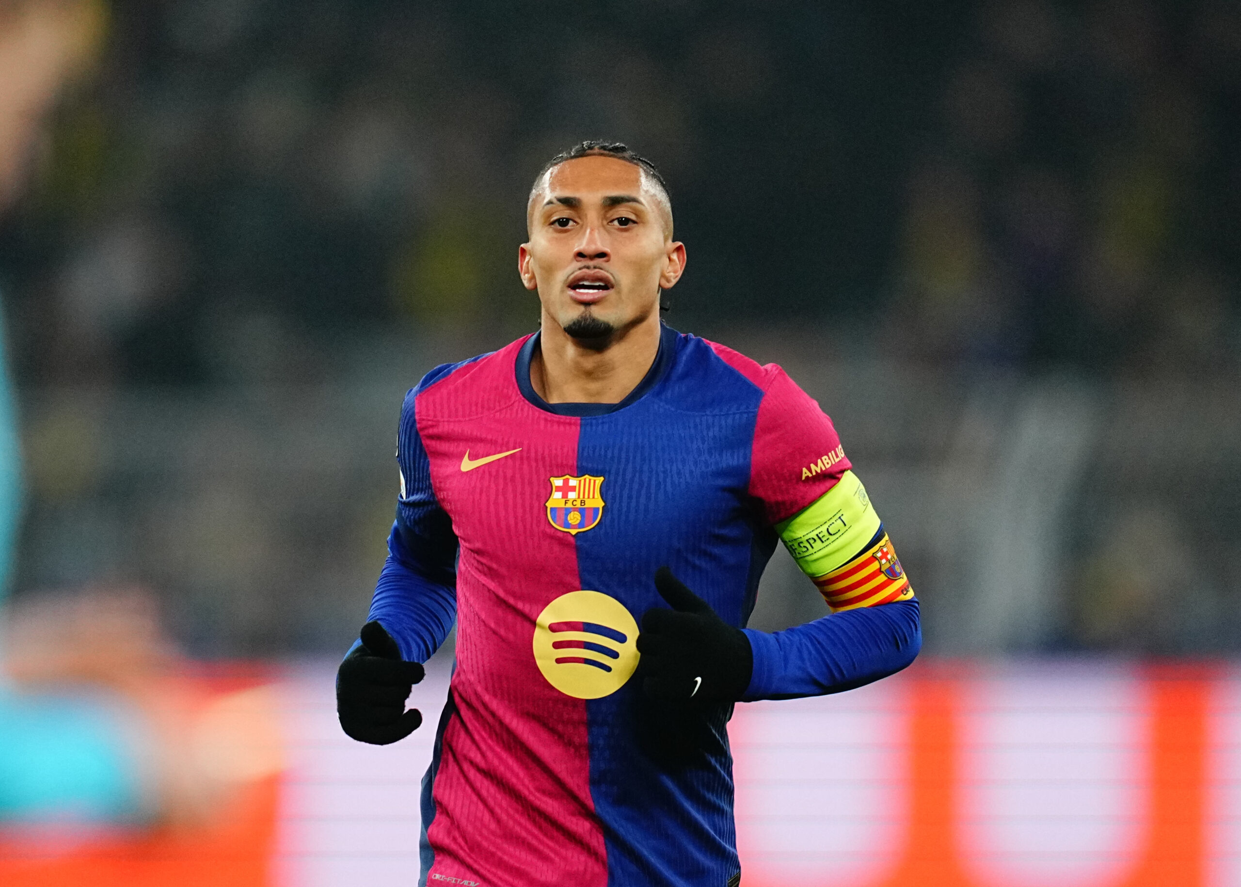 December 11 2024: Raphinha of FC Barcelona  looks on during a Champions League Round 6 game, BvB Dortmund v FC Barcelona, at Signal Luna Park, Dortmund, Germany. Ulrik Pedersen/CSM/Sipa USA (Credit Image: © Ulrik Pedersen/Cal Sport Media/Sipa USA)
2024.12.11 Dortmund
pilka nozna liga mistrzow
Borussia Dortmund - FC Barcelona
Foto Ulrik Pedersen/Cal Sport Media/SIPA USA/PressFocus

!!! POLAND ONLY !!!