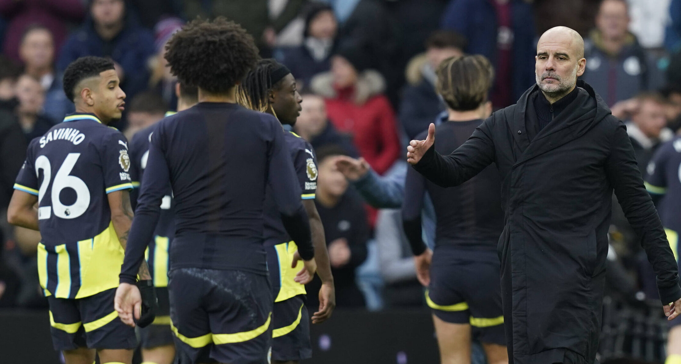 Birmingham, England, 21st December 2024. A grim looking Josep Guardiola coach of Manchester City greets his players during the Premier League match at Villa Park, Birmingham. Picture credit should read: Andrew Yates / Sportimage EDITORIAL USE ONLY. No use with unauthorised audio, video, data, fixture lists, club/league logos or live services. Online in-match use limited to 120 images, no video emulation. No use in betting, games or single club/league/player publications. SPI-3544-0074
2024.12.21 Birmingham
pilka nozna liga angielska
Premier League sezon 2024/2025
Foto IMAGO/PressFocus

!!! POLAND ONLY !!!