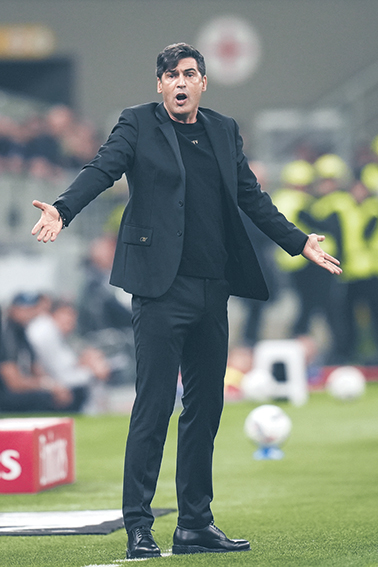 Milan&#039;s head coach Paulo Fonseca reacts during the Serie A Enilive 2024/2025 match between Milan and Napoli at the San Siro Stadium in Milan, North Italy - Sport, Soccer Tuesday October 29, 2024 (Photo by Massimo Paolone/LaPresse) (Photo by Massimo Paolone/LaPresse/Sipa USA)
2024.10.29 Mediolan
pilka nozna liga wloska
AC Milan - SSC Napoli
Foto Massimo Paolone/LaPresse/SIPA USA/PressFocus

!!! POLAND ONLY !!!