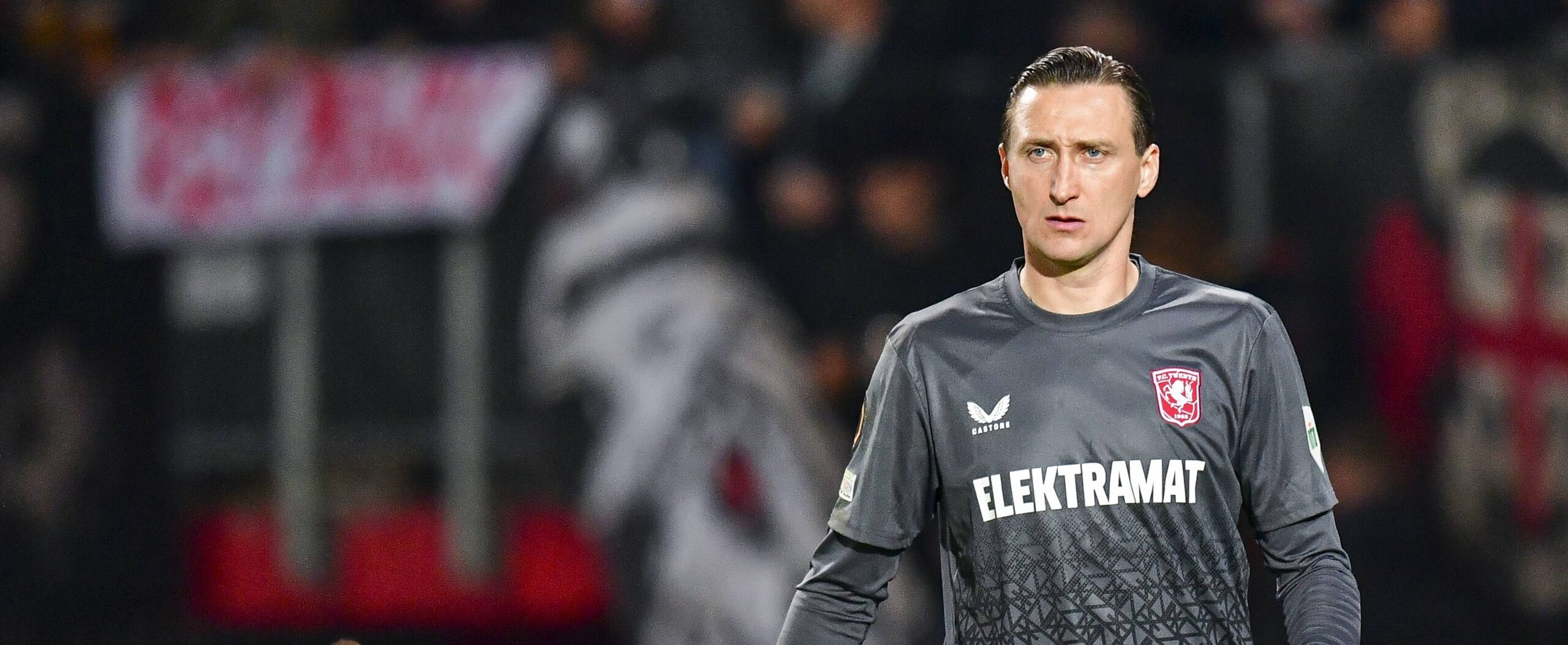 ENSCHEDE, Stadium Grolsch Veste, 24-10-2024 , season 2024 / 2025, Europa League FC Twente goalkeeper Przemyslaw Tyton during the match Twente - Lazio Roma Twente - Lazio Roma x26554403x Copyright:,Image: 926045215, License: Rights-managed, Restrictions: PUBLICATIONxNOTxINxNED, Model Release: no, Credit line: IMAGO / imago sport / Forum