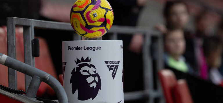 Southampton v West Ham United Premier League 26/12/2024. Match ball during the Premier League match between Southampton and West Ham United at the St Mary s Stadium, Southampton, England on 26 December 2024. Southampton St Mary s Stadium Hampshire England Editorial use only DataCo restrictions apply See www.football-dataco.com , Copyright: xStevexBaileyx PSI-21131-0011,Image: 950220362, License: Rights-managed, Restrictions: , Model Release: no, Credit line: Steve Bailey / imago sport / Forum