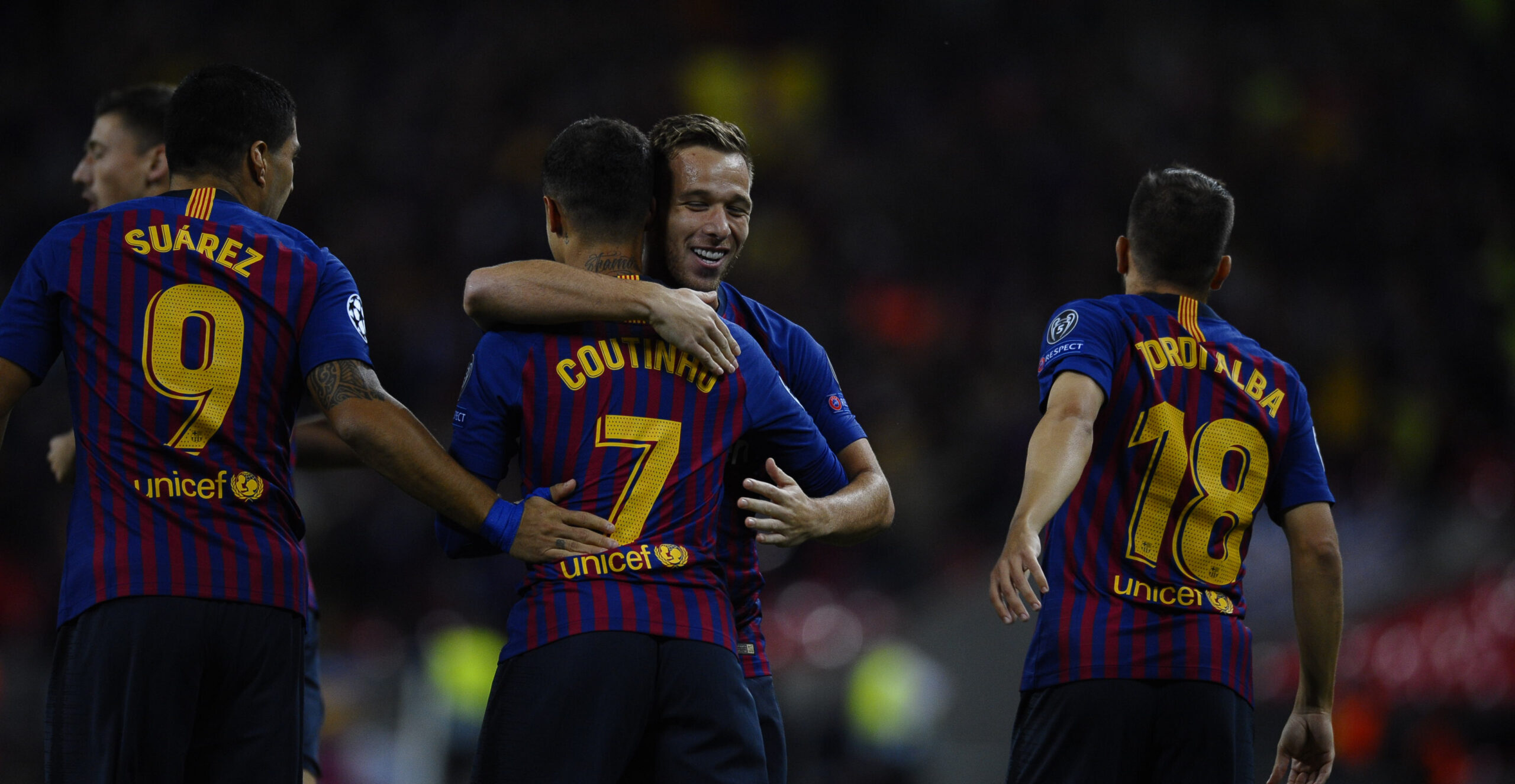 Arthur and  Coutinho of Barcelona celebrates goal with teammates during the Group B match of the UEFA Champions League between Tottenham Hotspurs and FC Barcelona at Wembley Stadium on October 03, 2018 in London, England.
03.10.2018 Londyn
Pilka nozna
Liga Mistrzow 2018/2019
Tottenham Hotspur - FC Barcelona
Jose Burton / Sipa / PressFocus 
POLAND ONLY!!