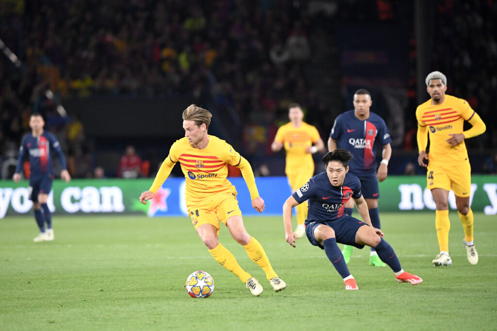 21 Frenkie DE JONG (bar) - 19 Lee KANG IN (psg) during the UEFA Champions League Quarter-finals match between Paris and Barcelona at Parc des Princes on April 10, 2024 in Paris, France.(Photo by Anthony Bibard/FEP/Icon Sport/Sipa USA)
2024.04.10 Paryz
pilka nozna , Liga Mistrzow
Paris Saint-Germain - FC Barcelona
Foto Anthony Bibard/FEP/Icon Sport/SIPA USA/PressFocus

!!! POLAND ONLY !!!