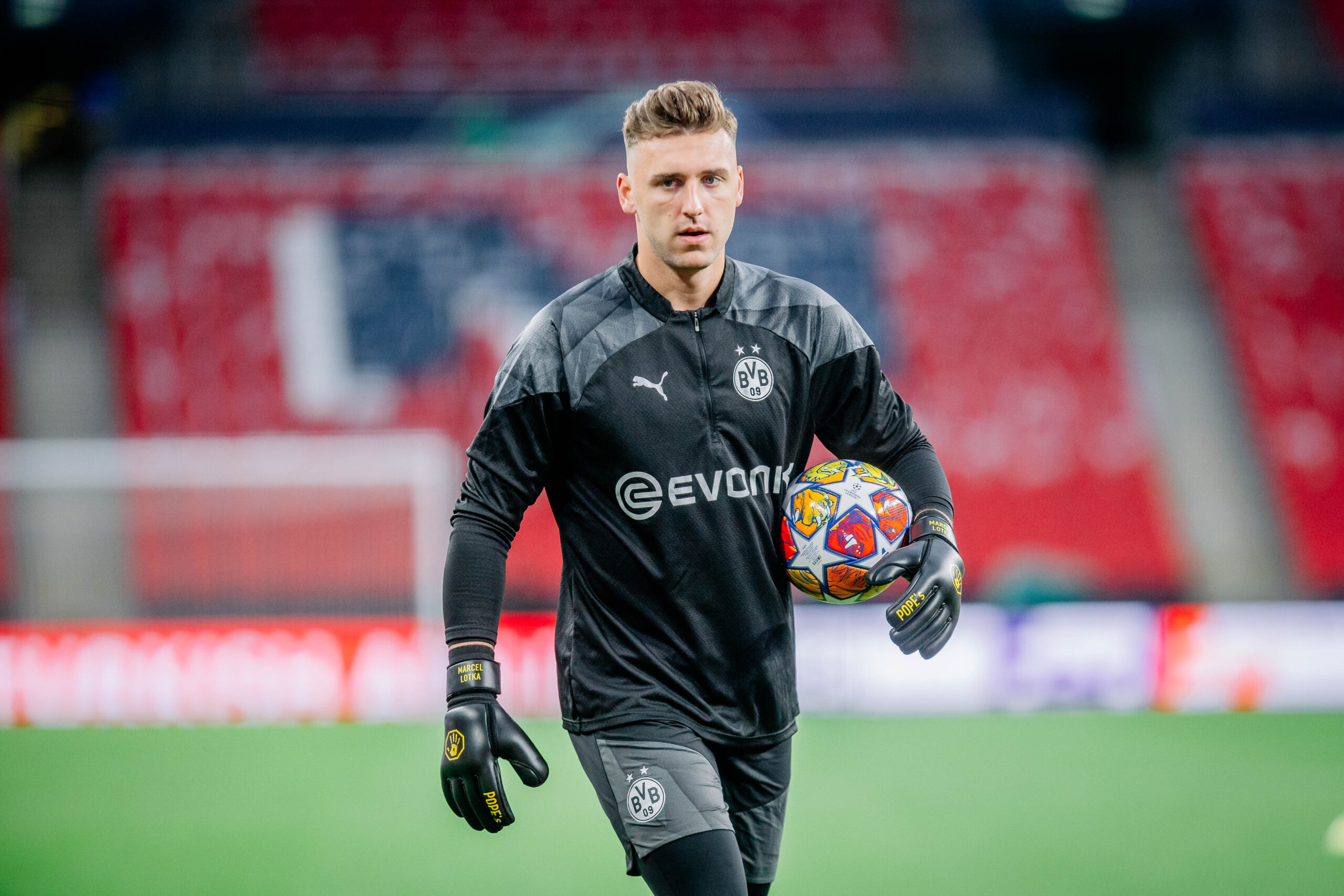 2024.05.31 Londyn
Final ligi mistrzow, trening, training session, Borussia Dortmund, Wembley, London
Trening Borussi Dortmund przed finalem Ligi Mistrzow
N/z Marcel Lotka
Foto Mateusz Porzucek PressFocus

2024.05.31 Londyn
Borussia Dortmund training before UEFA Champions League final
Trening Borussi Dortmund przed finalem Ligi Mistrzow
Marcel Lotka
Credit: Mateusz Porzucek PressFocus