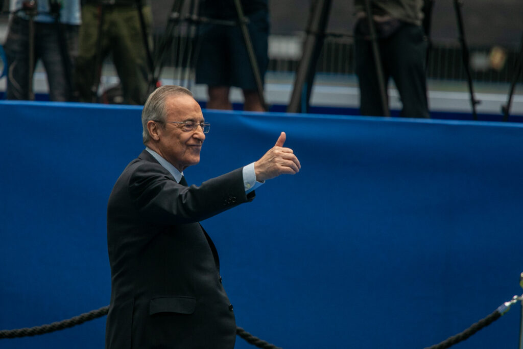 The president of Real Madrid, Florentino Perez seen during the presentation with Real Madrid at the Santiago Bernabeu Stadium. French footballer, Kilian Mbappe, was presented at the Santiago Bernabeu stadium as the new reinforcement of Real Madrid football club. (Photo by David Canales / SOPA Images/Sipa USA)
2024.07.16 Madryt
pilka nozna liga hiszpanska
Kylian Mbappe pilkarzem Realu Madryt - prezentacja
Foto David Canales/SOPA Images/SIPA USA/PressFocus

!!! POLAND ONLY !!!