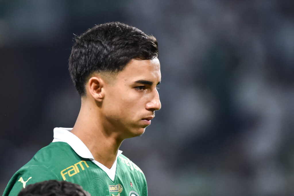 Vito Reis player from Palmeiras during the game between Palmeiras and Vitoria at Allianz Parque in Sao Paulo, Brazil, the match is valid for the Campeonato Brasileiro Serie A  (Roberto Casimiro / SPP) (Photo by Roberto Casimiro / SPP/Sipa USA)
2024.07.27 Sao Paulo
pilka nozna liga brazylijska
Palmeiras - Vitoria
Foto Roberto Casimiro / SPP/SIPA USA/PressFocus

!!! POLAND ONLY !!!