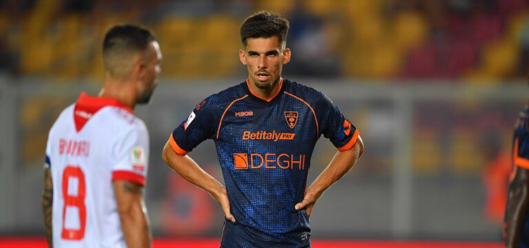 Marchwinski in action during the thirty-second Frecciarossa Italy Cup soccer match between US Lecce and Mantova 1911 at the Via del Mare Stadium in Lecce, Italy, Monday, August 12, 2024. (Credit Image: © Giovanni Evangelista/LaPresse) (Photo by Giovanni Evangelista/LaPresse/Sipa USA)
2024.08.12 Lecce
pilka nozna Puchar Wloch
US Lecce - Mantova 1911
Foto Giovanni Evangelista/LaPresse/SIPA USA/PressFocus

!!! POLAND ONLY !!!