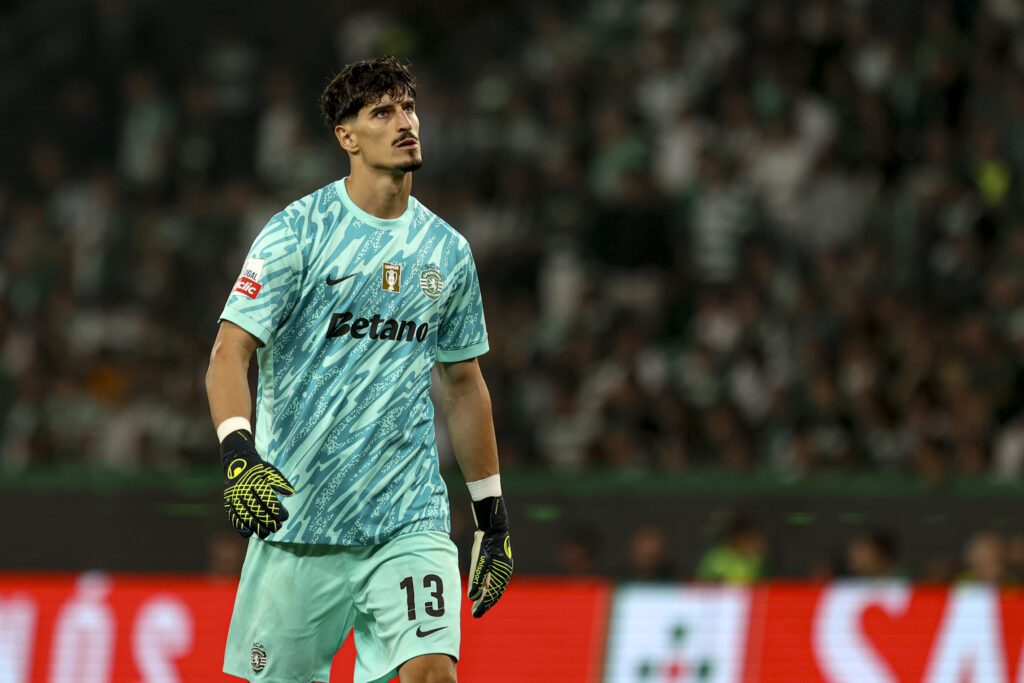 Vladan Kovacevic goalkeeper of Sporting CP  during the Liga Portugal Betclic match between Sporting CP and FC Porto at Estadio Jose de Alvalade on August 30th, 2024 in Amadora, Portugal. Liga Portugal Betclic - Sporting CP vs FC Porto (Valter Gouveia/SPP) (Photo by Valter Gouveia/SPP/Sipa USA)
2024.08.31 Lizbona
Pilka nozna , liga portugalska
Sporting Lizbona - FC Porto
Foto Valter Gouveia/SPP/SIPA USA/PressFocus

!!! POLAND ONLY !!!