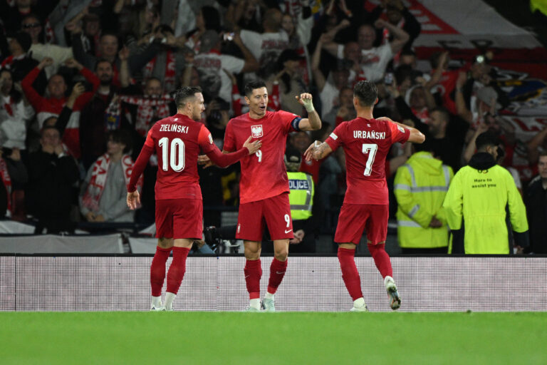 2024.09.05 Glasgow
Pilka nozna, UEFA Liga Narodow
Szkocja - Polska
N/z Pilkarze reprezentacji Polski, radosc po bramce na 0-2, gol, bramka, Piotr Zielinski, Robert Lewandowski, Kacper Urbanski
Foto Andrzej Surma / PressFocus

2024.09.05 Glasgow
Football, UEFA Nations League
Scotland - Poland
Pilkarze reprezentacji Polski, radosc po bramce na 0-2, gol, bramka, Piotr Zielinski, Robert Lewandowski, Kacper Urbanski
Credit: Andrzej Surma / PressFocus