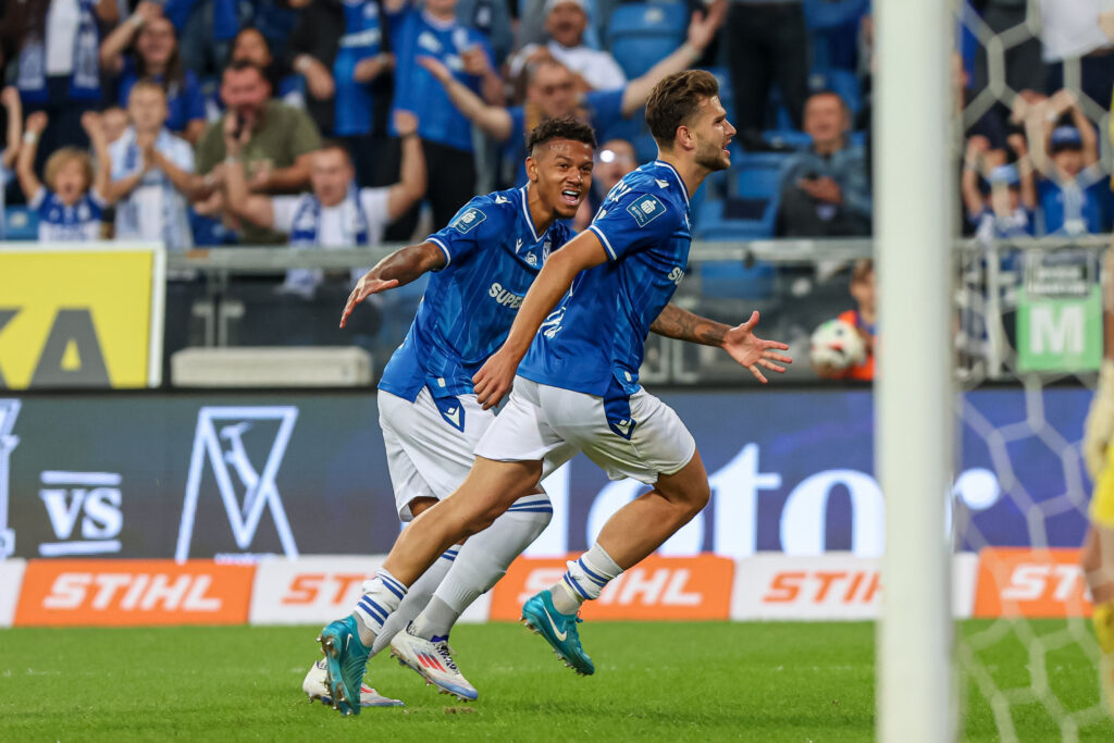 2024.09.22 Poznan
Pilka nozna Ekstraklasa sezon 2024/2025
Lech Poznan - Slask Wroclaw
N/z Filip Szymczak Bryan Fiabema gol radosc bramka
Foto Pawel Jaskolka / PressFocus

2024.09.22 Poznan
Football Polish Ekstraklasa season 2024/2025
Lech Poznan - Slask Wroclaw
Credit: Pawel Jaskolka / PressFocus