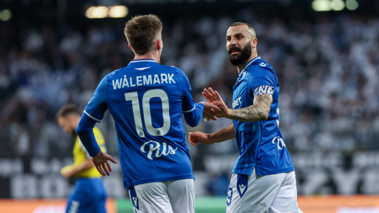 2024.10.05 Poznan
Pilka nozna Ekstraklasa sezon 2024/2025
Lech Poznan - Motor Lublin
N/z Mikael Ishak gol radosc bramka Patrik Walemark
Foto Pawel Jaskolka / PressFocus

2024.10.05 Poznan
Football Polish Ekstraklasa season 2024/2025
Lech Poznan - Motor Lublin
Credit: Pawel Jaskolka / PressFocus