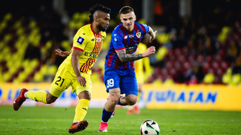 2024.10.18 Kielce
Pilka nozna PKO Ekstraklasa 2024/2025
Korona Kielce - Piast Gliwice
N/z Danny Trejo Maciej Rosolek
Foto Marta Badowska / PressFocus

2024.10.18 Kielce
Football Polish PKO Ekstraklasa Season 2024/2025
Danny Trejo Maciej Rosolek
Credit: Marta Badowska / PressFocus