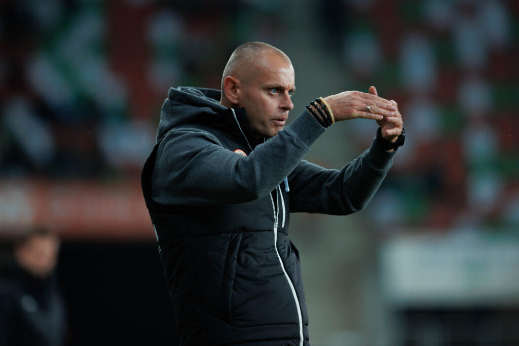 2024.10.19 Lubin
Pilka nozna PKO Ekstraklasa sezon 2024/2025
KGHM Zaglebie Lubin - Jagiellonia Bialystok
N/z Marcin Wlodarski (Trener Head Coach)
Foto Tomasz Folta / PressFocus

2024.10.19 Lubin
Football PKO Ekstraklasa season 2024/2025
KGHM Zaglebie Lubin - Jagiellonia Bialystok
Marcin Wlodarski (Trener Head Coach)
Credit: Tomasz Folta / PressFocus