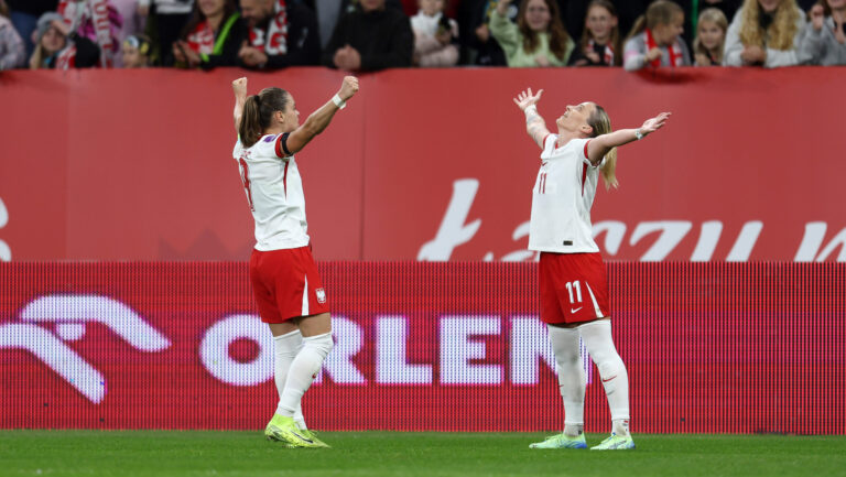 2024.10.29 Gdansk Pilka nozna Mecz barazowy do Mistrzostw Europy Kobiet UEFA 2025 Polska - Rumunia N/z Ewa Pajor gol bramka radosc Ewelina Kamczyk Foto Piotr Matusewicz / PressFocus

2024.10.29 Gdansk
Football Womens European Qualifiers 2025
Poland - Romania
Ewa Pajor gol bramka radosc Ewelina Kamczyk 
Credit: Piotr Matusewicz / PressFocus