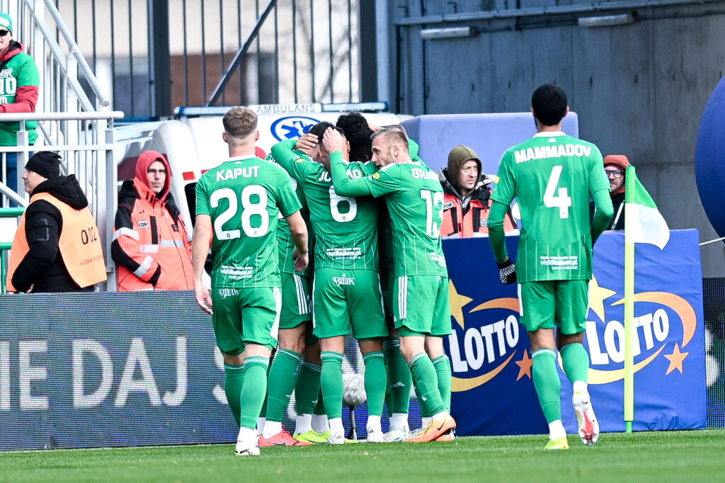 2024.11.03 Radom Pilka Nozna Pko ekstraklasa sezon 2024/2025 Mecz Radomiak Radom - Piast Gliwice N/z Pilkarze Radomiaka Radosc Celebracja Gol  Foto Kacper Pacocha / PressFocus

2024.11.03 Radom
Football Polish top league season 2024/2025
Radomiak Radom - Piast Gliwice

Credit: Kacper Pacocha / PressFocus