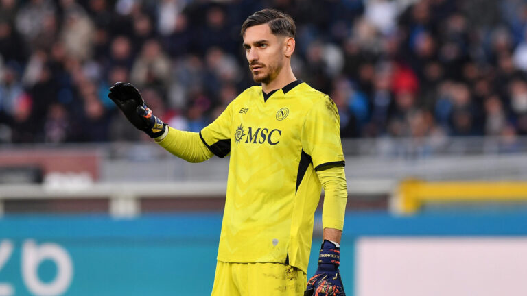 Alex Meret of SSC Napoli during Serie A 2024/25 match between Torino FC and SSC Napoli at Olimpico Grande Torino Stadium on December 01, 2024 in Turin, Italy - ph Giuliano Marchisciano  during  Torino FC vs SSC Napoli, Italian soccer Serie A match in Turin, Italy, December 01 2024 (Photo by Giuliano Marchisciano/IPA Sport /IPA/Sipa USA)
2024.12.01 Turyn
pilka nozna liga wloska
Torino FC - SSC Napoli
Foto Giuliano Marchisciano/IPA Sport/ipa-agency.net/SIPA USA/PressFocus

!!! POLAND ONLY !!!