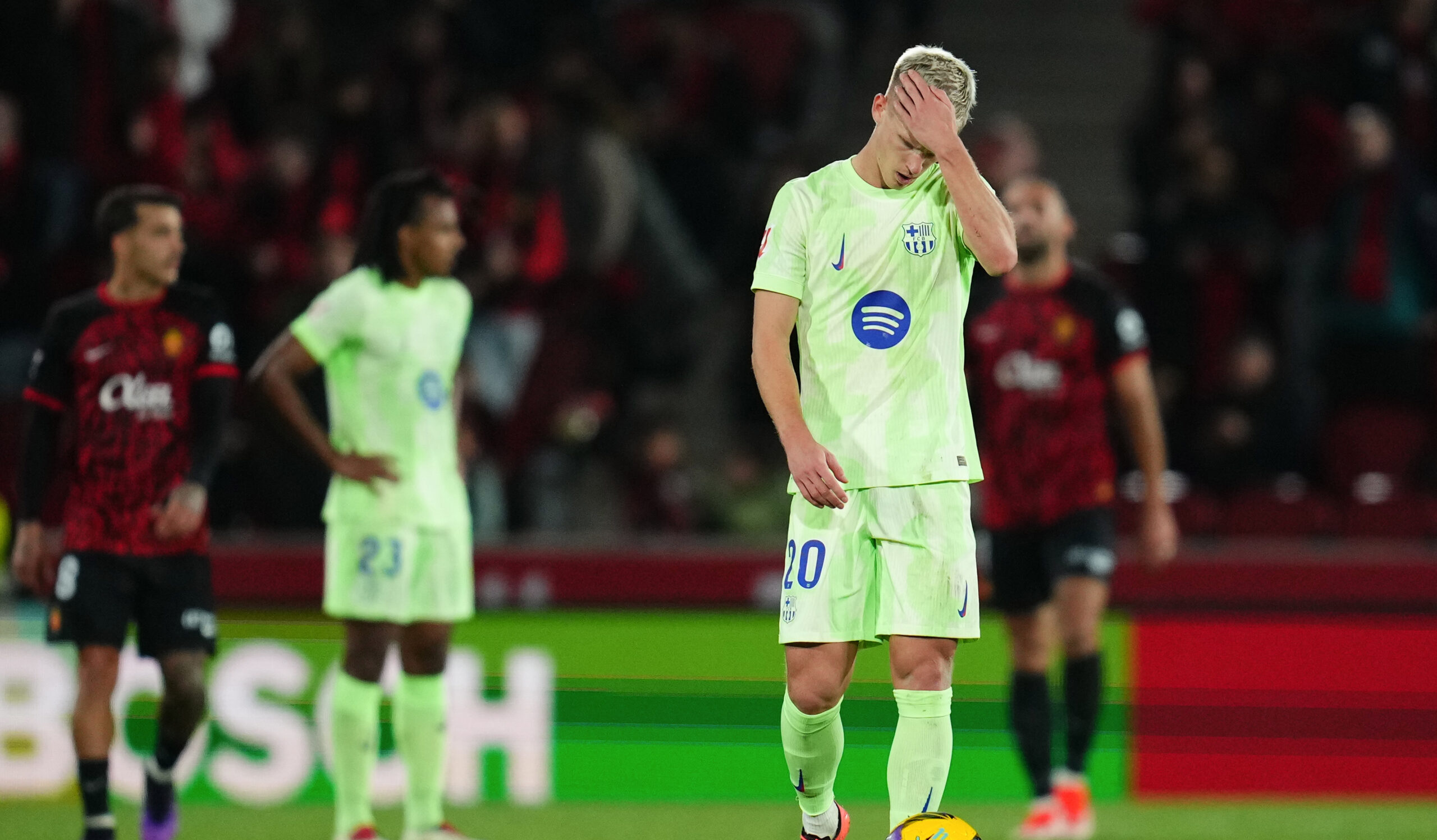 Dani Olmo of FC Barcelona  during the La Liga EA Sports match between RCD Mallorca and FC Barcelona played at Son Moix Stadium on December 3, 2024 in Mallorca, Spain. (Photo by Bagu Blanco / PRESSINPHOTO)
2024.12.03 Mallorca
pilka nozna liga hiszpanska
RCD Mallorca - FC Barcelona
Foto pressinphoto/SIPA USA/PressFocus

!!! POLAND ONLY !!!