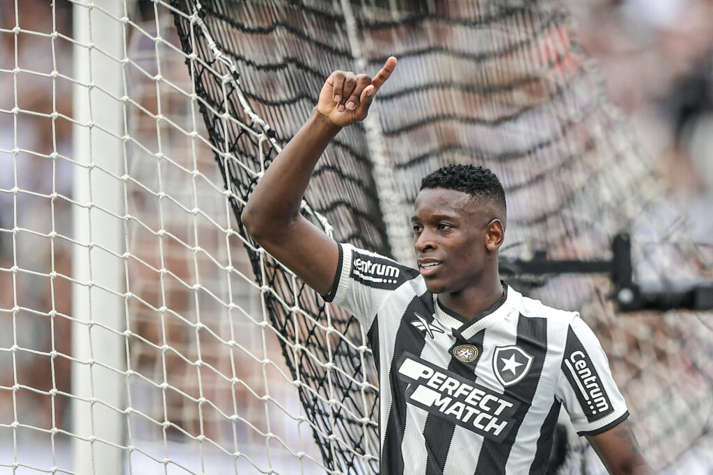 RJ - RIO DE JANEIRO - 12/08/2024 - BRAZILIAN A 2024, BOTAFOGO x SAO PAULO - Luiz Henrique player of Botafogo during the match against Sao Paulo at the Engenhao stadium for the Brazilian A 2024 championship. Photo: Thiago Ribeiro/AGIF (Photo by Thiago Ribeiro/AGIF/Sipa USA)
2024.12.08 Rio de Janeiro
pilka nozna liga brazylijska
Botafogo FR - Sao Paulo FC
Foto Thiago Ribeiro/AGIF/SIPA USA/PressFocus

!!! POLAND ONLY !!!