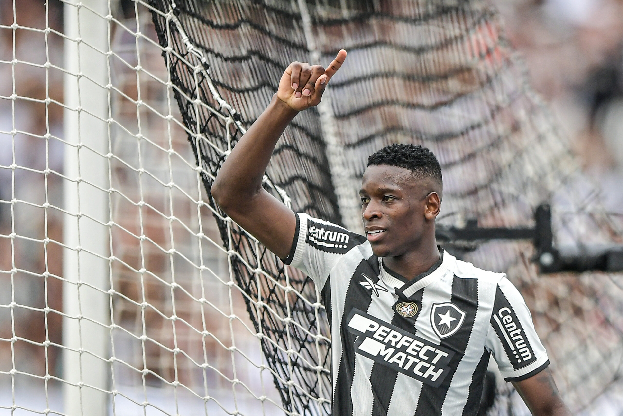 RJ - RIO DE JANEIRO - 12/08/2024 - BRAZILIAN A 2024, BOTAFOGO x SAO PAULO - Luiz Henrique player of Botafogo during the match against Sao Paulo at the Engenhao stadium for the Brazilian A 2024 championship. Photo: Thiago Ribeiro/AGIF (Photo by Thiago Ribeiro/AGIF/Sipa USA)
2024.12.08 Rio de Janeiro
pilka nozna liga brazylijska
Botafogo FR - Sao Paulo FC
Foto Thiago Ribeiro/AGIF/SIPA USA/PressFocus

!!! POLAND ONLY !!!