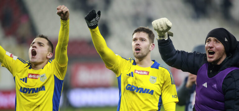 2024.12.09 Lodz Stadion Miejski
pilka nozna Betclic 1 liga 2024/2025
LKS Lodz - Arka Gdynia
N/z Michal Marcjanik
Foto Artur Kraszewski / PressFocus 

2024.12.05 Lodz
Football  Betclic 1 league  season 2024/2025 
LKS Lodz - Arka Gdynia
Michal Marcjanik
Credit: Artur Kraszewski / PressFocus