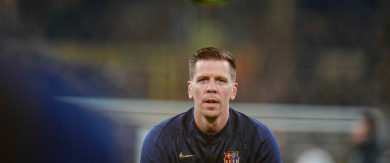 December 11 2024: Wojciech Szczesny of FC Barcelona  looks on during a Champions League Round 6 game, BvB Dortmund v FC Barcelona, at Signal Luna Park, Dortmund, Germany. Ulrik Pedersen/CSM/Sipa USA (Credit Image: © Ulrik Pedersen/Cal Sport Media/Sipa USA)
2024.12.11 Dortmund
pilka nozna liga mistrzow
Borussia Dortmund - FC Barcelona
Foto Ulrik Pedersen/Cal Sport Media/SIPA USA/PressFocus

!!! POLAND ONLY !!!