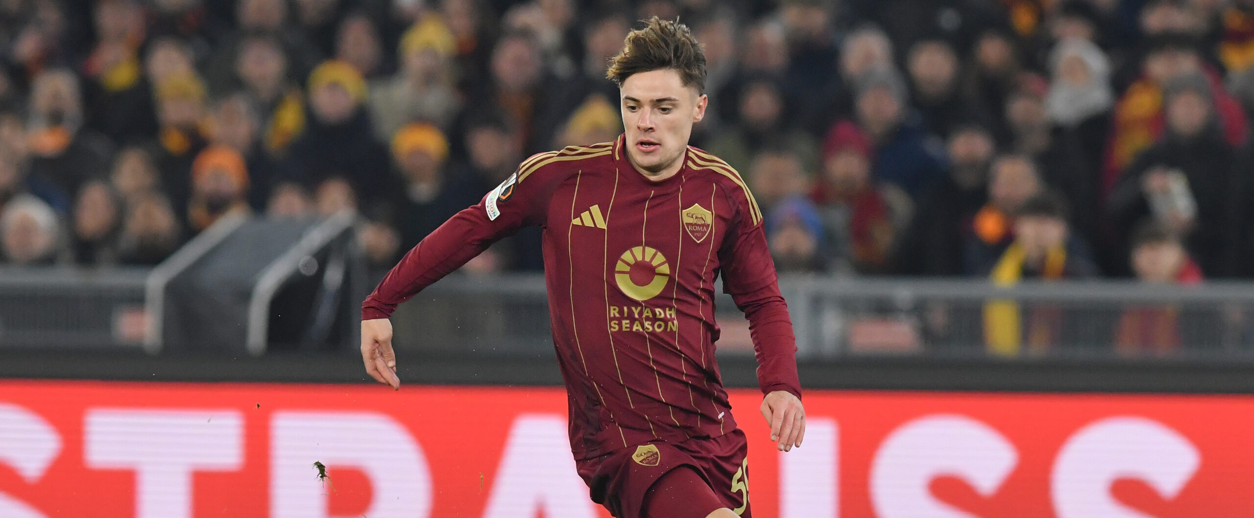 Nicola Zalewski of AS Roma during the Europa League phase Matchday 6 between Roma v Sporting Braga at Olympic stadium, Italy, Dec 12nd,,  2024. 
AllShotLive
2024.12.12 Rzym
pilka nozna Liga Europy
AS Roma - SC Braga
Foto AllShotLive/SIPA USA/PressFocus

!!! POLAND ONLY !!!