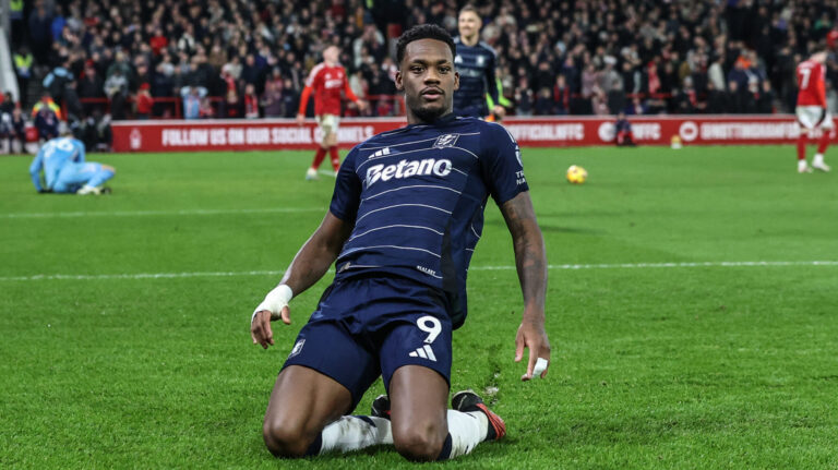 Jhon Duran of Aston Villa celebrates his goal to make it 0-1 during the Premier League match Nottingham Forest vs Aston Villa at City Ground, Nottingham, United Kingdom, 14th December 2024

(Photo by Alfie Cosgrove/News Images) in Nottingham, United Kingdom on 12/14/2024. (Photo by Alfie Cosgrove/News Images/Sipa USA)
2024.12.14 Nottingham
pilka nozna liga angielska
Nottingham Forest - Aston Villa
Foto Alfie Cosgrove/News Images/SIPA USA/PressFocus

!!! POLAND ONLY !!!