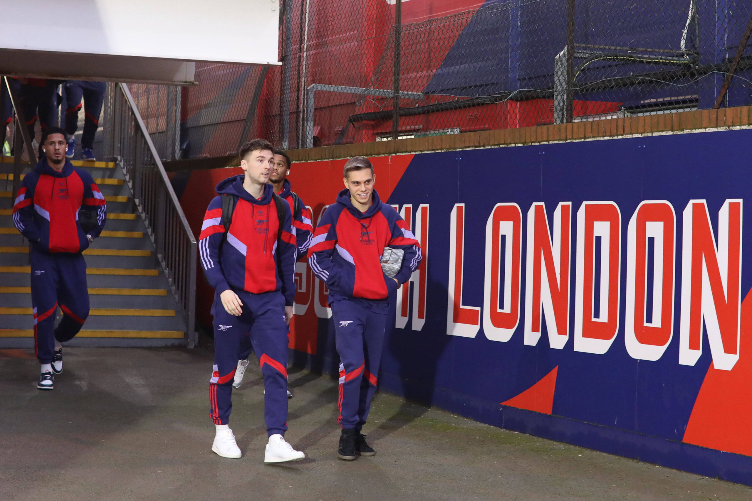 Crystal Palace v Arsenal, London, UK - 21 Dec 2024 Kieran Tierney and Leandro Trossard of Arsenal arrive at Selhurst Park before the Premier League match between Crystal Palace and Arsenal at Selhurst Park, London on 21 December 2024  London Selhurst Park London England Copyright: xJoshxSmith/PPAUKx PPA-155386
2024.12.21 London
pilka nozna liga angielska
Premier League sezon 2024/2025
Foto IMAGO/PressFocus

!!! POLAND ONLY !!!